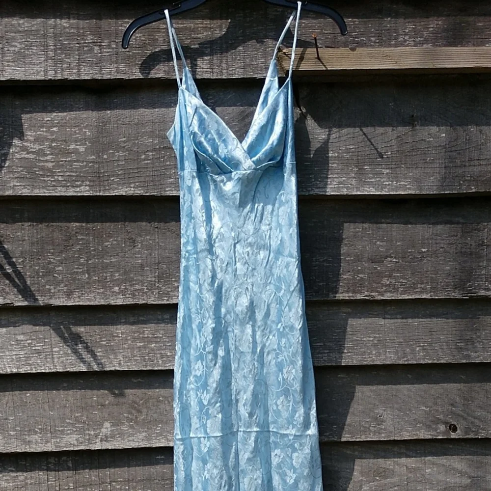 SOLD!!  💖💖Dress  Size 5/6 Spaghetti Strap Floral Print Asymmetrical Maxi - Picture 3 of 11